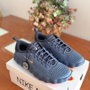 Nike mind 002 Thunder Blue Chrome